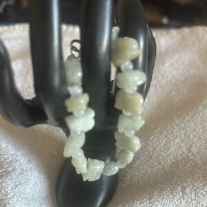 Elegant Jade Beaded Bracelet